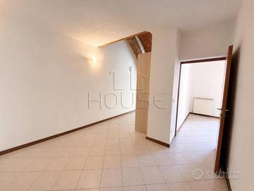 Appartamento di 53 m² con 2 locali e posto auto a 