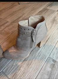 Stivaletto beige