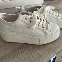 Sneakers platform Guess bianche