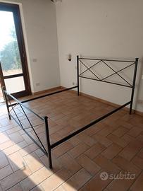 5 letti matrimoniali in ferro - sgombero