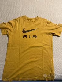 magliette nike e puma