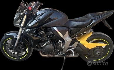 Honda cb1000  r scarico ecc..