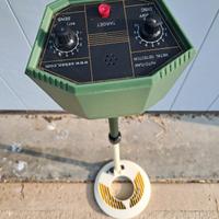 metal detector