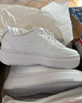 Nike Court Vision Alta