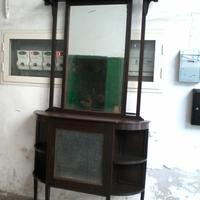 Antico mobile con specchiera anni 20