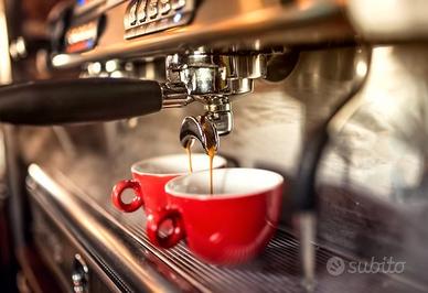 Bar caffetteria con area esterna