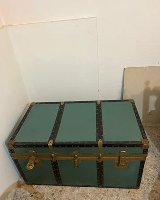 Baule portabiancheria vintage