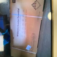 Mi electric scooter Essential