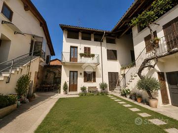 CASA DI CORTE A GIAVENO