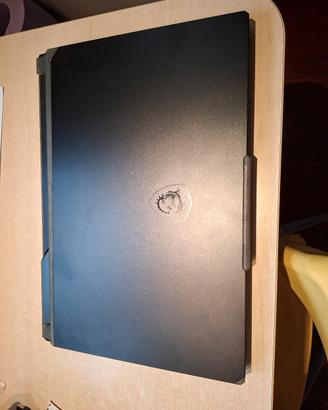 Pc Gaming MSI Cyborg 15 A13V