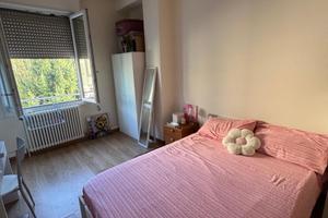Stanza singola con letto una piazza e mezza
