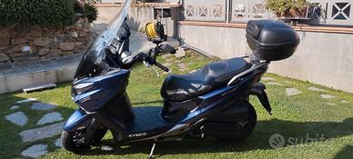 Scooter Kymco X -Town City 300 i