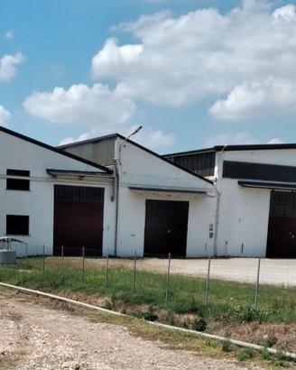 Capannoni industriali