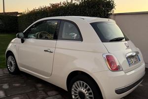 Fiat 500 Lounge anno 2014 cambio automatico