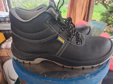 scarpe antinfortunistiche 46 nuove 