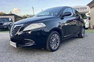 Lancia Ypsilon 1.2 69 CV 5 porte S&S Platinum