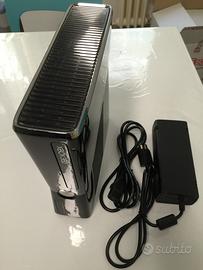 Xbox 360 Slim 250GB + Lotto 11 Giochi