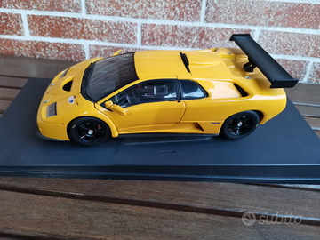 Lamborghini Diablo GTR 1:18 autoart