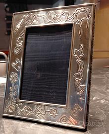 cornice da bimb* in argento 