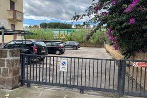 Piazza Sant'Alfonso posto auto in corte recintata