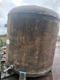 Cisterna in vetroresina 100 quintali
