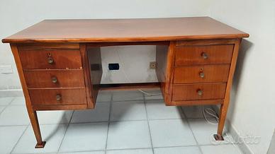 scrivania / cattedra vintage in legno