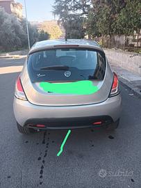 lancia Ypsilon multijet diesel 