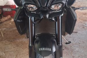 Yamaha MT10 black