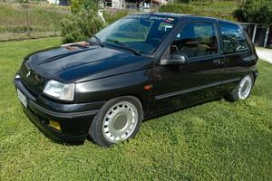 Clio 1.8 16v