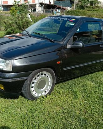 Clio 1.8 16v