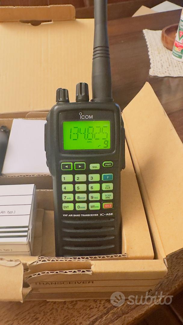 ICOM IC A6E canalizzazione 8.33 KHz Audio Video In vendita a Milano