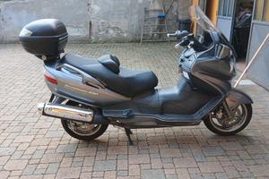 Suzuki BURGMAN 650 EXECUTIVE