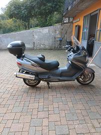 Suzuki BURGMAN 650 EXECUTIVE