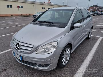 Mercedes Classe B 170 benz Neopatentati 