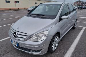 Mercedes Classe B 170 benz Neopatentati 