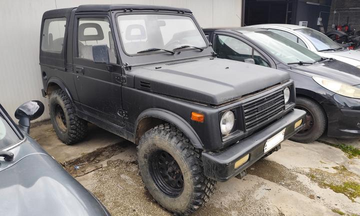 SUZUKI SJ400/Samurai - 1988