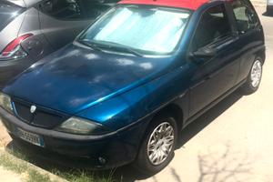 Lancia Y 1.1 Elefantino Rosso/Blu