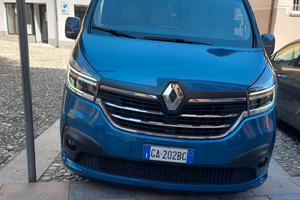 Autocarro Renault traffico 2020