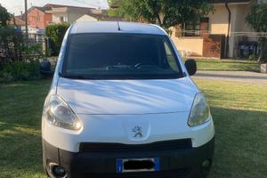 PEGEOUT PARTNER Furgone