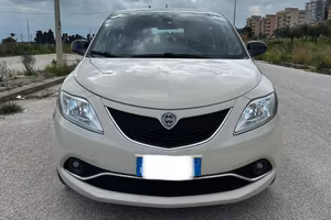 Lancia ypsilon 1.3 multijet 95cv