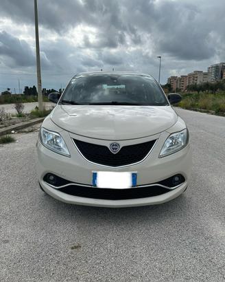 Lancia ypsilon 1.3 multijet 95cv