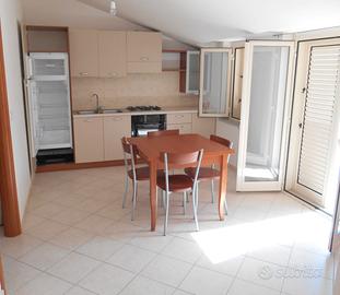 Attico arredato in piazzale Piave Palmi