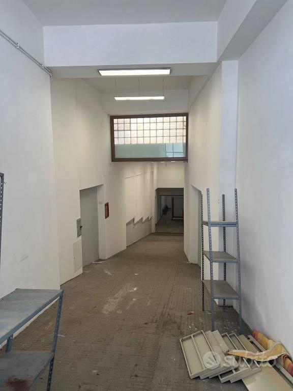 Immobile di 450 m² con più di 5 locali a Roma - Vista 5