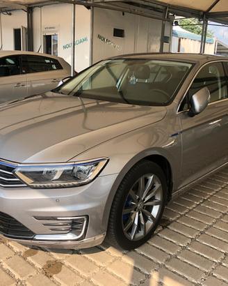 Volkswagen Passat 1.4 GTE DSG PLUG-IN-HYBRID PREZZ