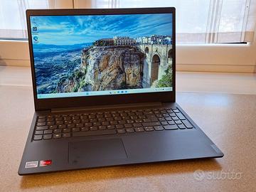 Lenovo Essential V15-ADA 15,6" Ryzen 3 8GB 256GB