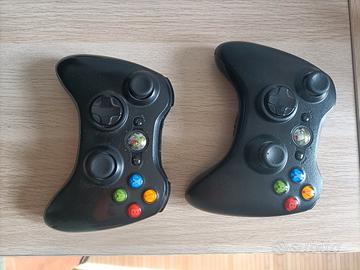 xbox 360 con due joystick più kinect