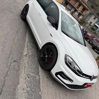 Vettura accessoriata