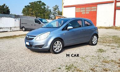 Opel Corsa 1.2 3 porte Sport