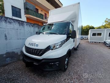 Iveco Daily Daily 33S12 2.3 HPT PM Cabinato