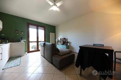 3 LOCALI A ROVERBELLA